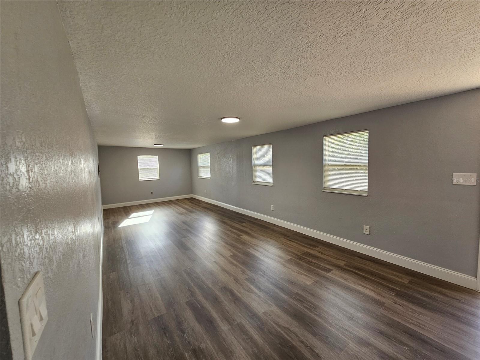 LAKE KATHRYN PARK 4TH ADD - Residential