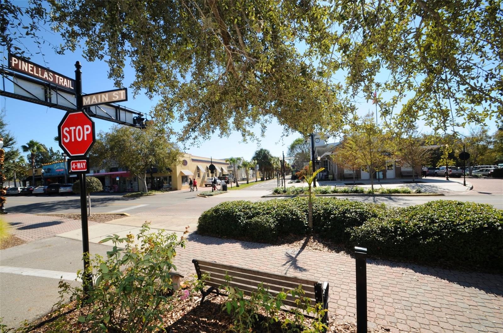 BAYWOOD SHORES 1ST ADD - Residential