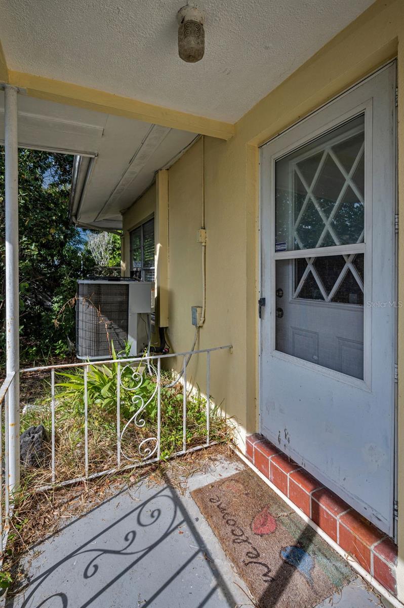 BAYWOOD SHORES 1ST ADD - Residential