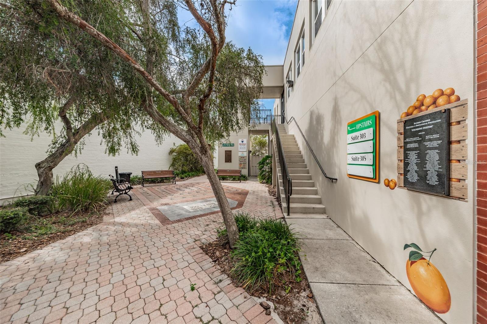 BAYWOOD SHORES 1ST ADD - Residential