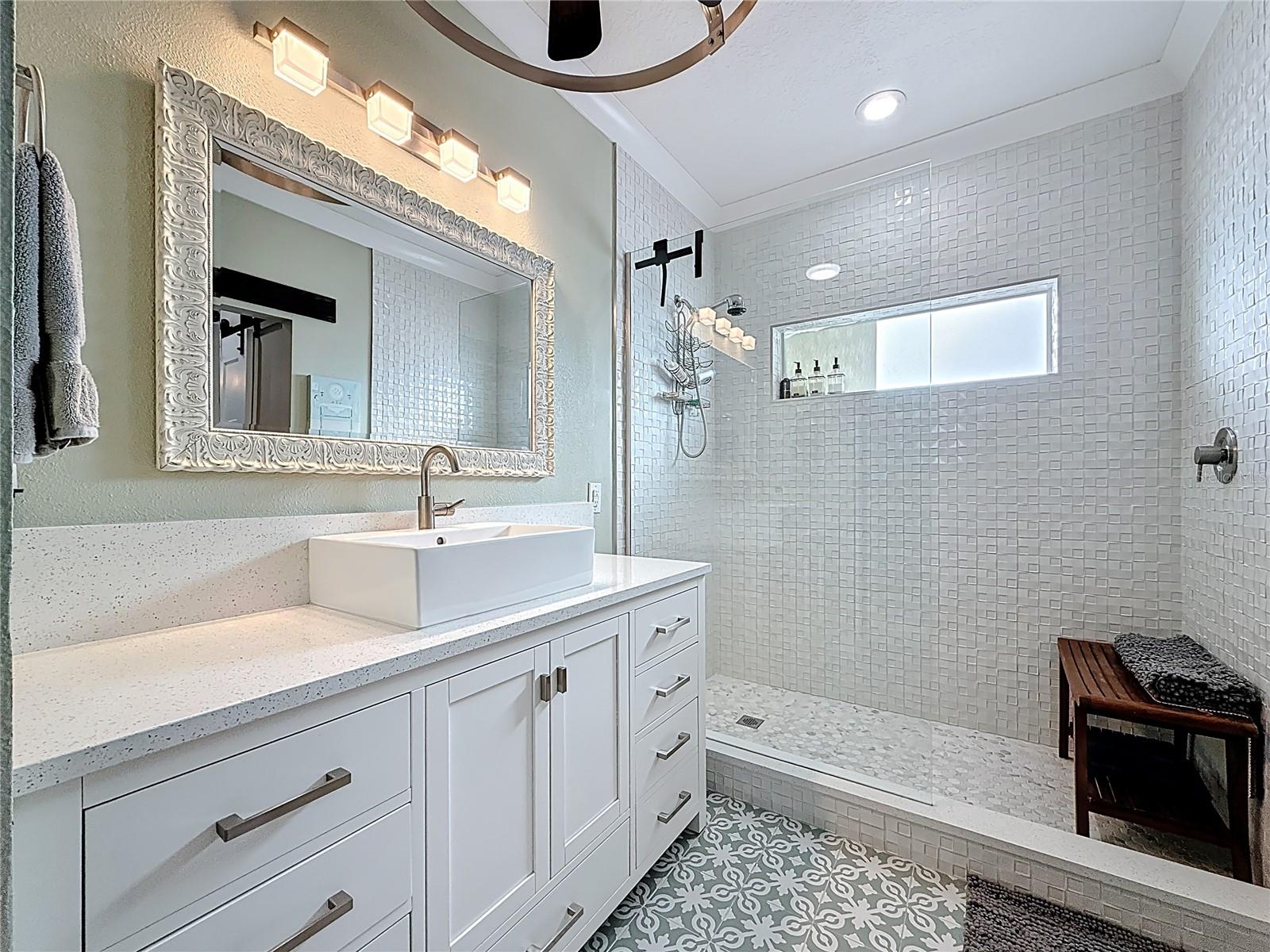 PALM BEACH OF INDIAN SHORES CONDO - Residential