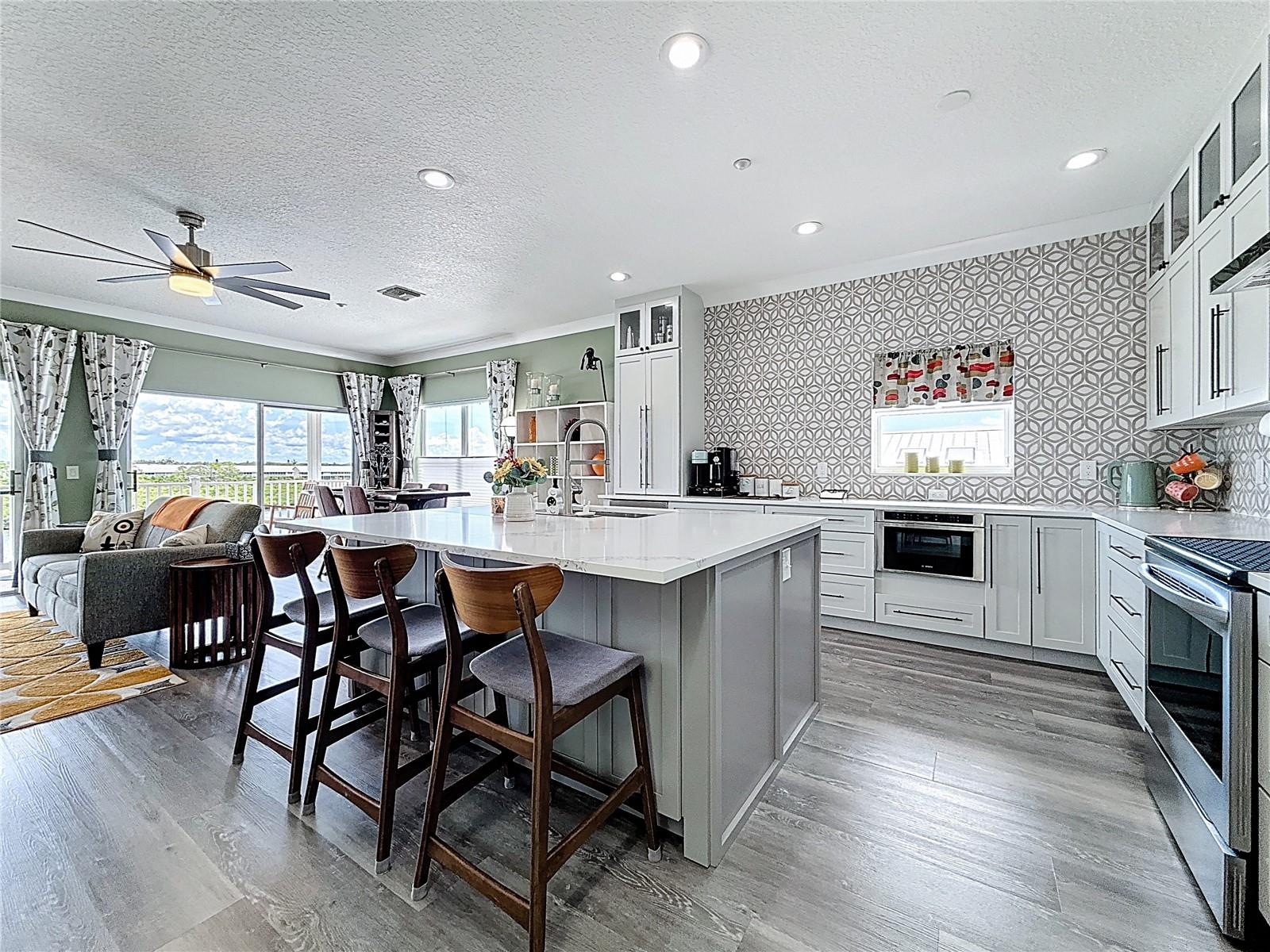 PALM BEACH OF INDIAN SHORES CONDO - Residential