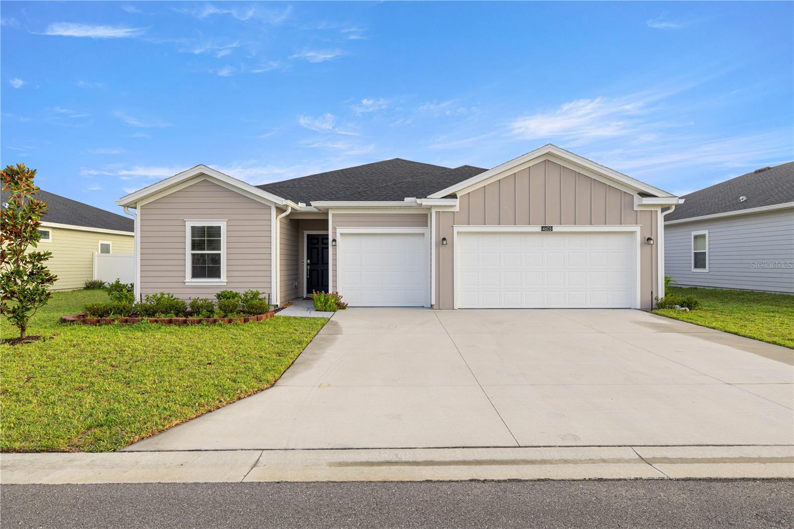Spacious Tivoli II Model – 4 Bedrooms, 3 Bathrooms, 3-Car Garage & Premium Upgrades
Welcome home to the Tivoli II model in Sw Ocala's Marion Ranch community that offers 4 bedrooms, 3 bathrooms, and a bright open-concept layout connecting the kitchen, gathering room, and breakfast nook. The eat-in kitchen features stainless-steel appliances, a central island, and a storage pantry, complemented by a formal dining room for family and holiday gatherings. The living room provides direct access to the covered lanai, ideal for entertaining or family nights.
Upgrades include a 3-car epoxy garage with utility sink, epoxy patio, rain gutters, vinyl fencing, blinds throughout, and washer & dryer included. The owner’s suite boasts a spa-like bath and walk-in closet, while a private guest suite and two additional bedrooms offer comfort and versatility. Located in a master-planned community near shopping, dining, and medical facilities, this home combines modern convenience with everyday living. Amenities include a community pool, pickleball court, splashpad, playground, and clubhouse.