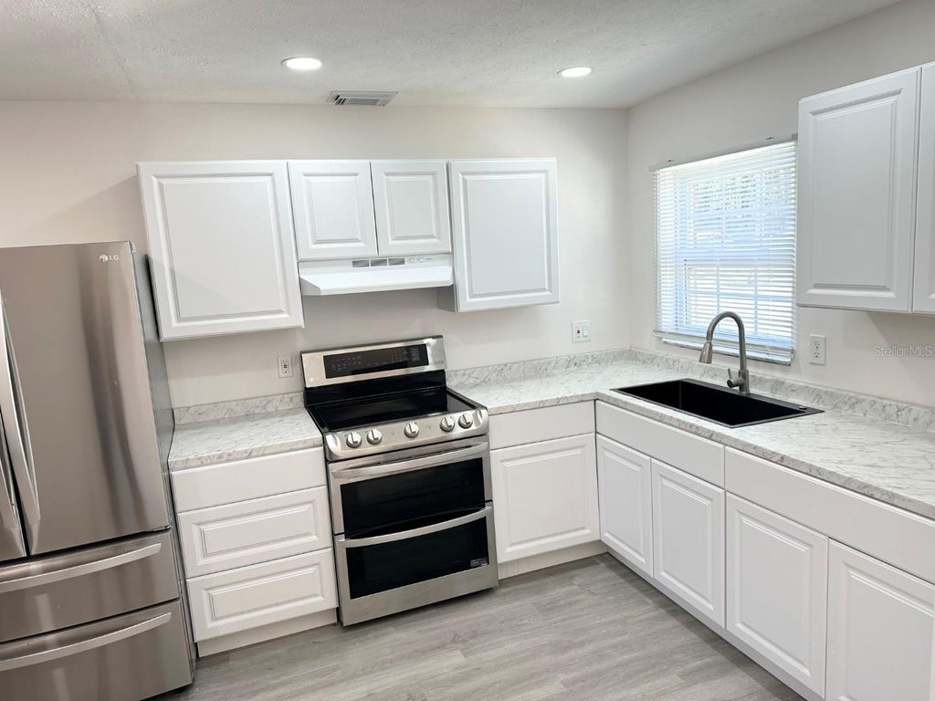 Photo of 10309 Blue Field Court, Thonotosassa, FL 33592 (MLS # TB8325371)