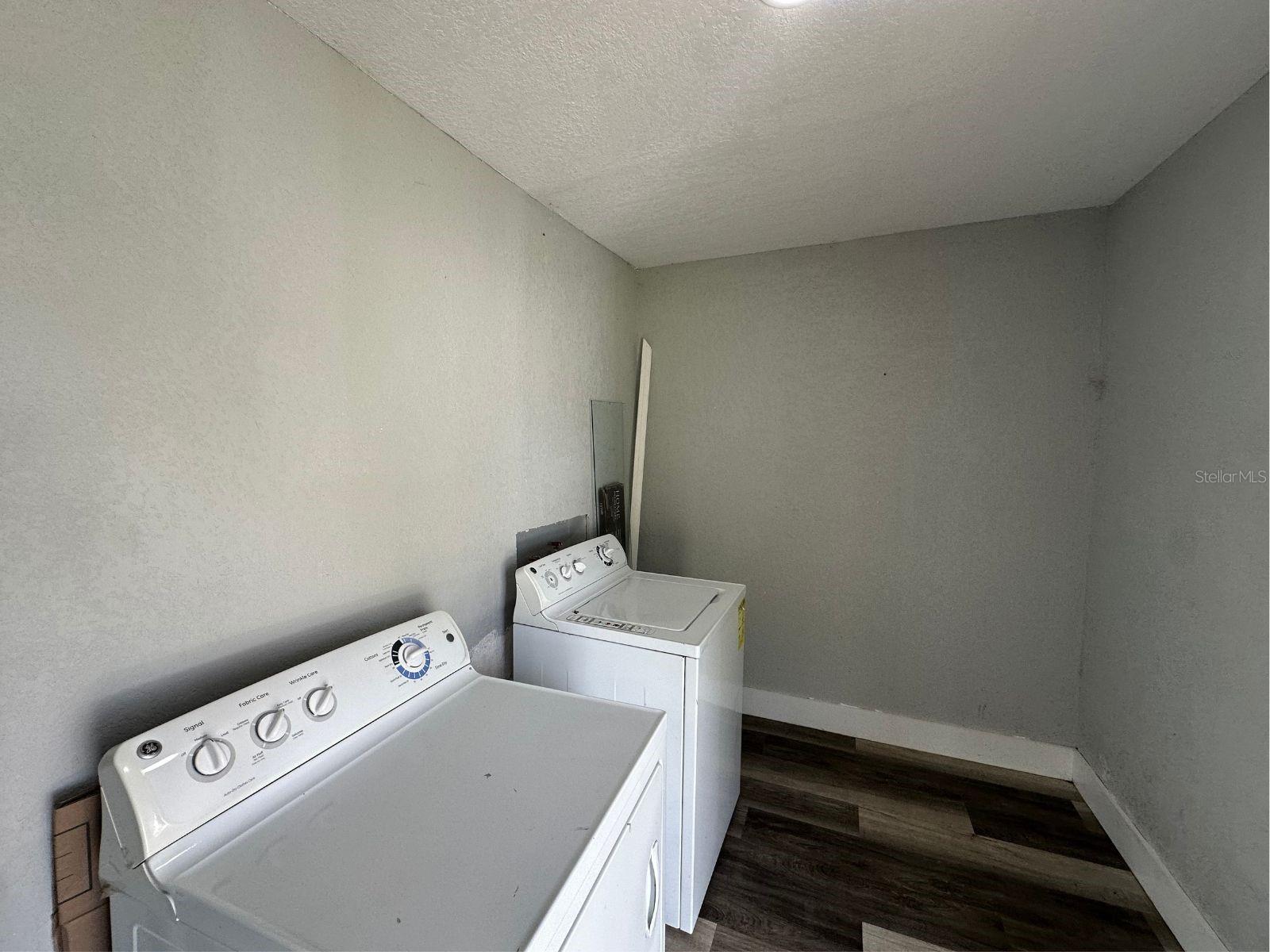 SOUTH FLORIDA RR ADD - Residential Lease