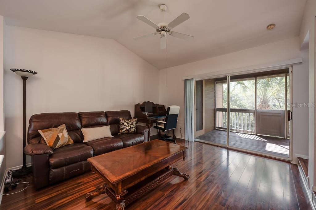 478 N PIN OAK PLACE 308