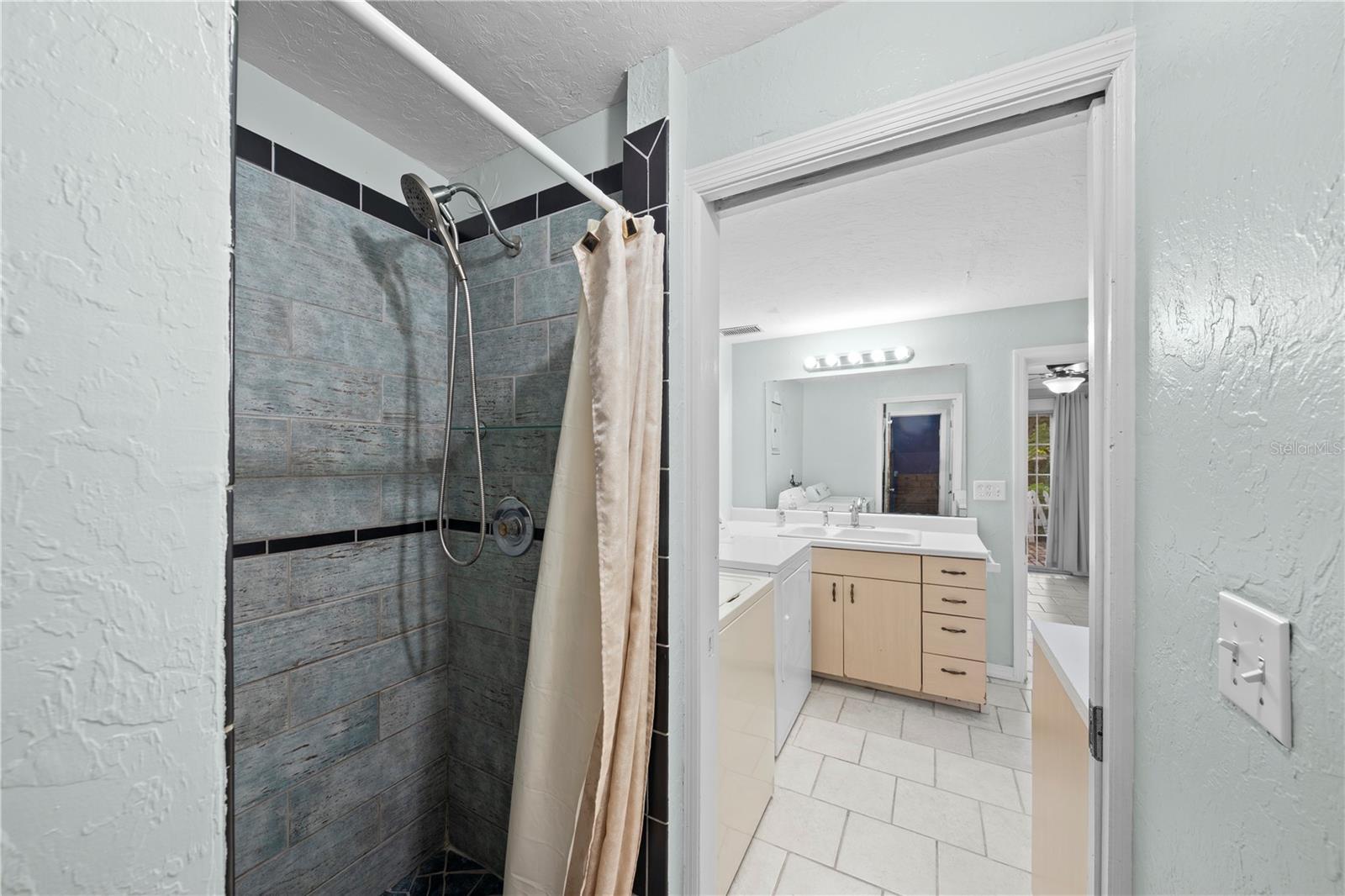 LYNCREST ADD DELAND - Residential
