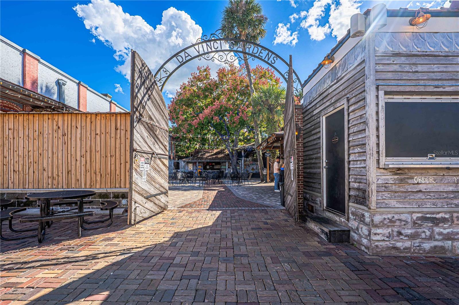 LYNCREST ADD DELAND - Residential