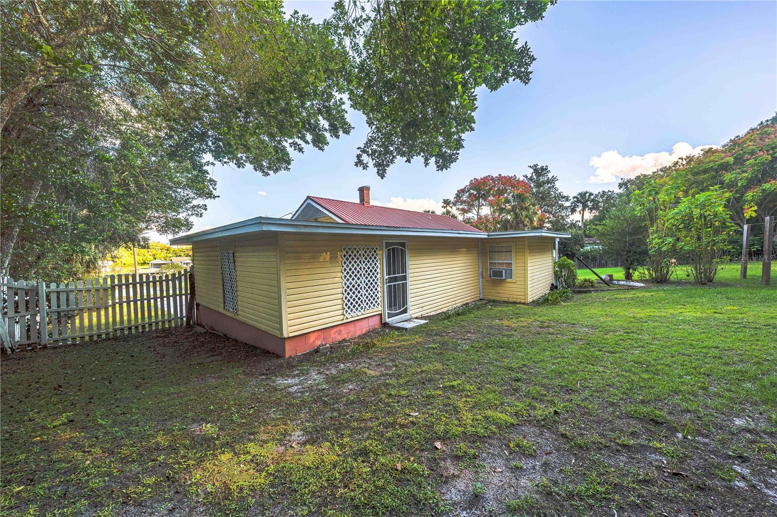 LYNCREST ADD DELAND - Residential