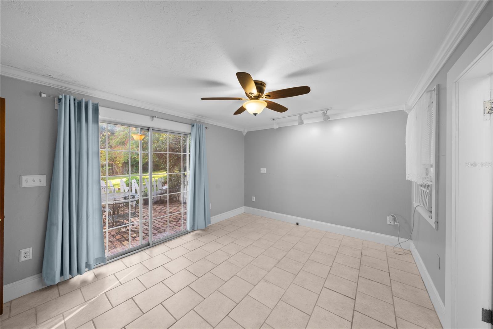 LYNCREST ADD DELAND - Residential