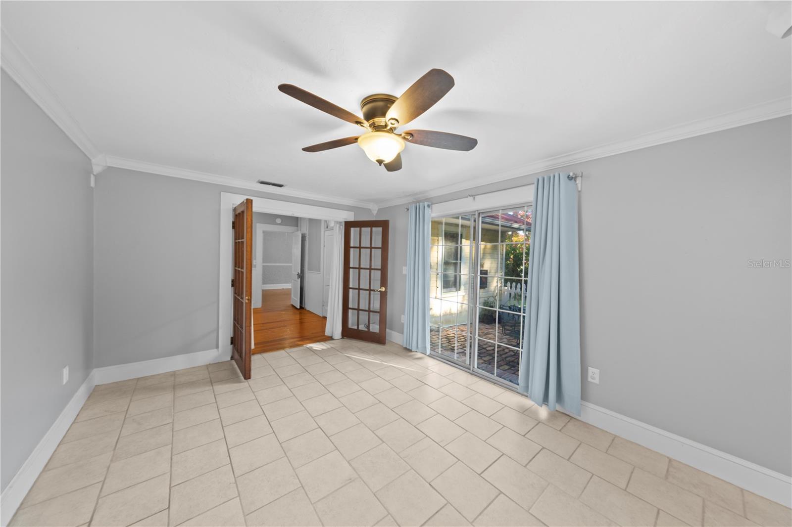 LYNCREST ADD DELAND - Residential