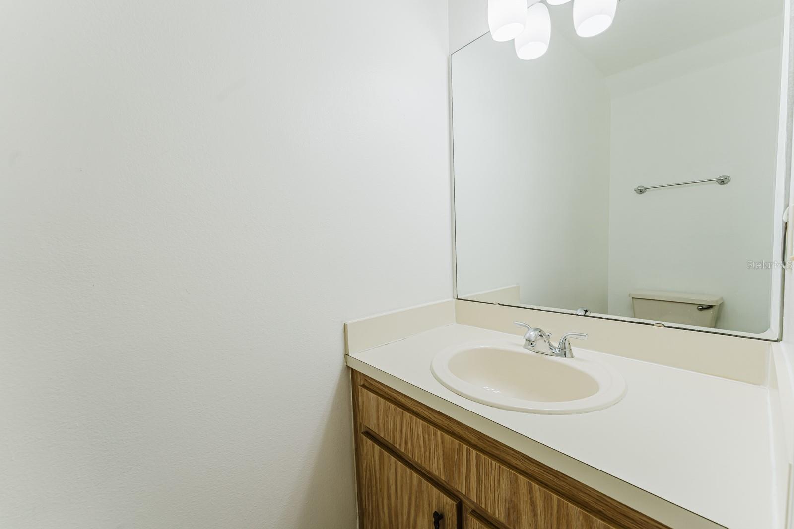 LAKEVIEW VLG CONDO NO 10 - Residential