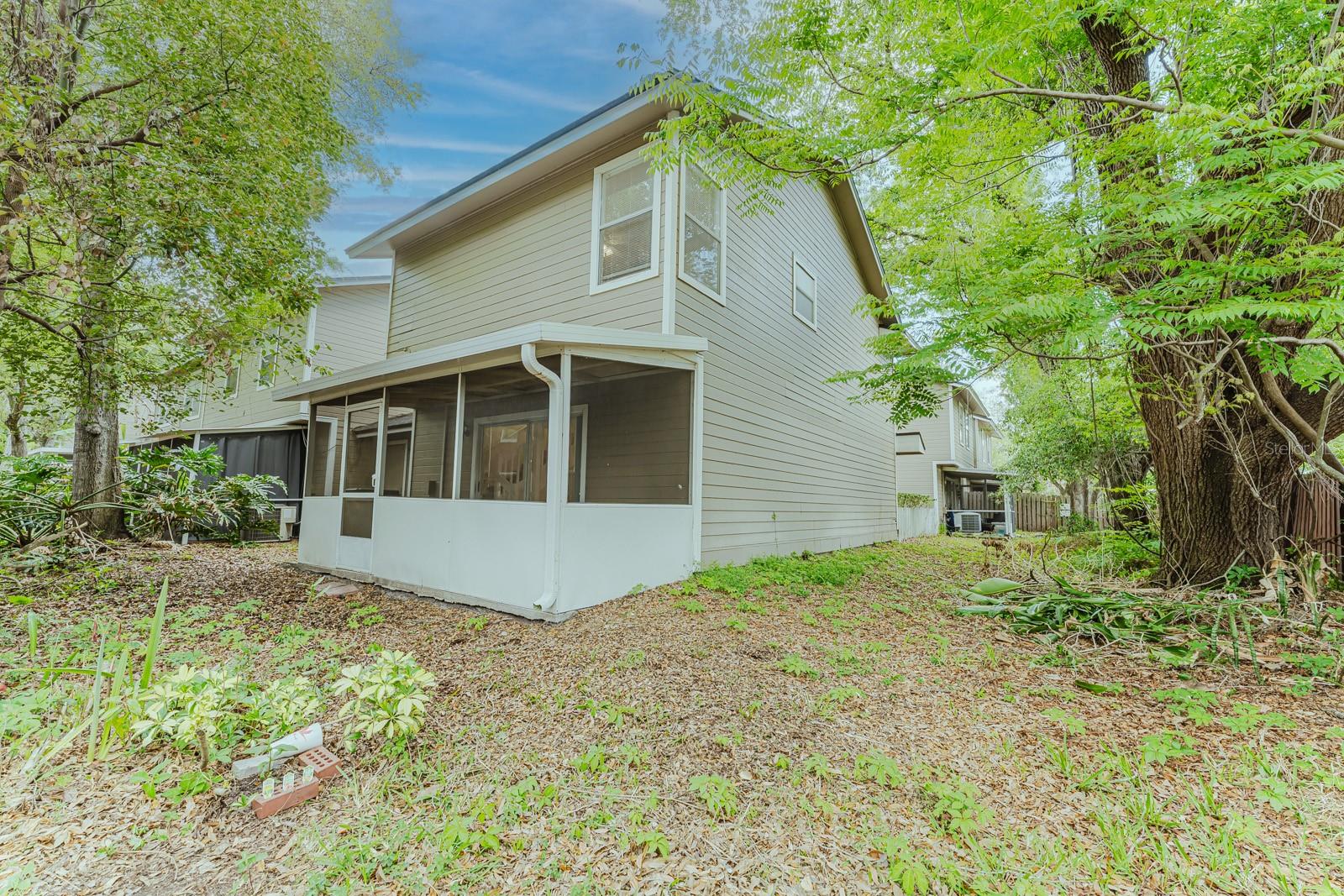 LAKEVIEW VLG CONDO NO 10 - Residential