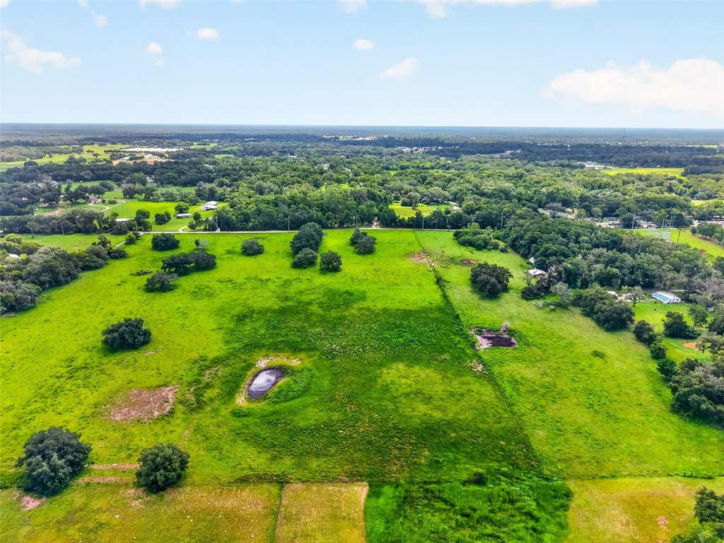 Photo of Tbd Trilby Cemetery Road, Dade City, FL 33523 (MLS # G5115531)