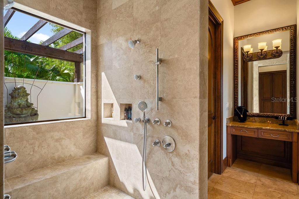 LAKE MARKHAM PRESERVE - Residential