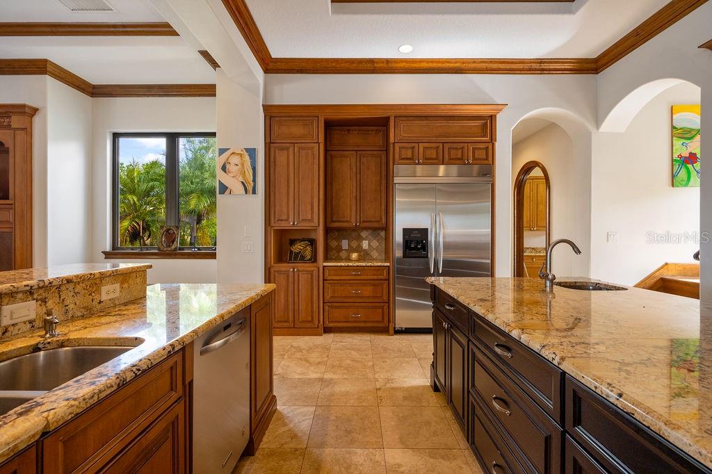 LAKE MARKHAM PRESERVE - Residential