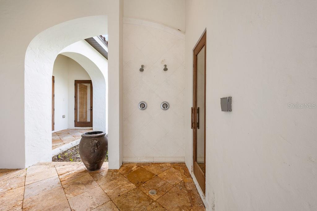 LAKE MARKHAM PRESERVE - Residential