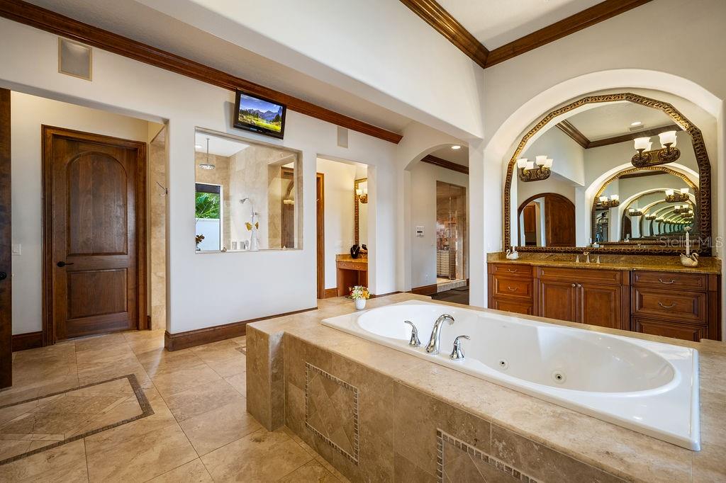 LAKE MARKHAM PRESERVE - Residential