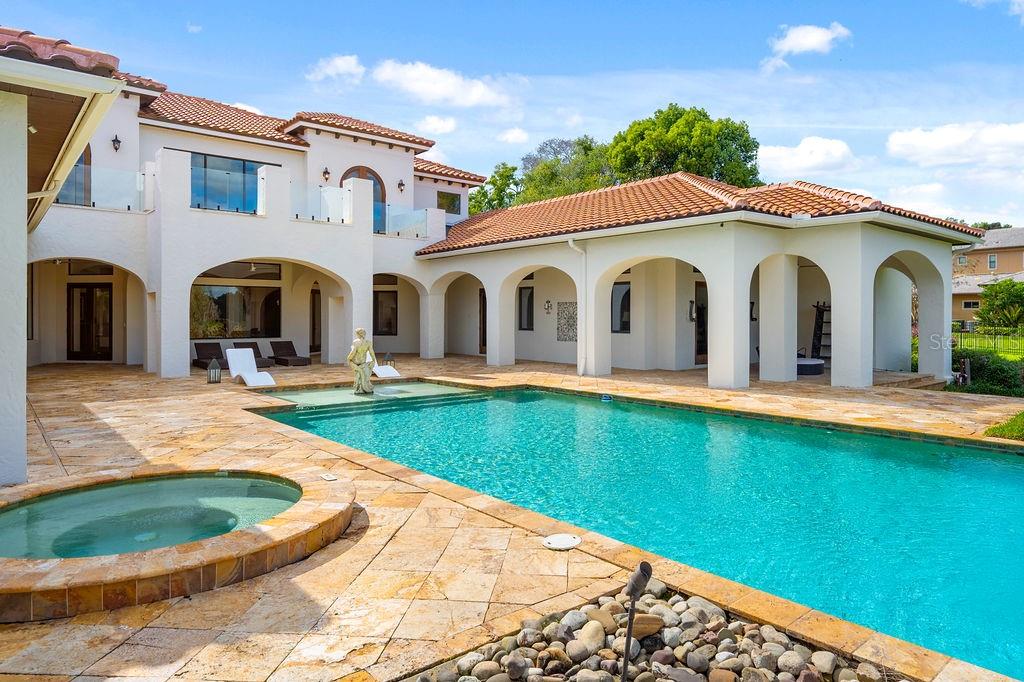 LAKE MARKHAM PRESERVE - Residential