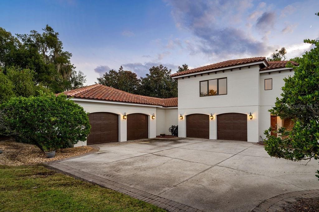 LAKE MARKHAM PRESERVE - Residential