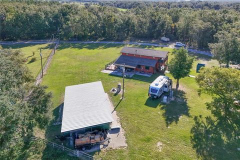 A home in APOPKA