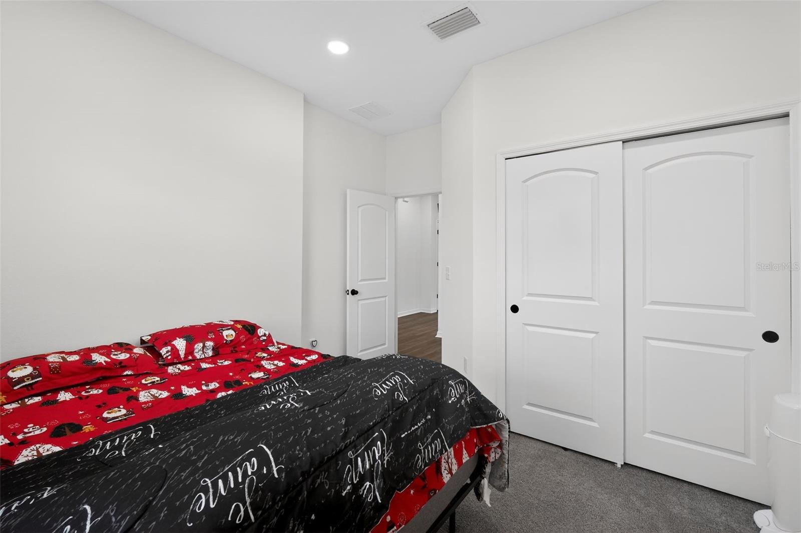 WILLIAMS POINTE - Residential