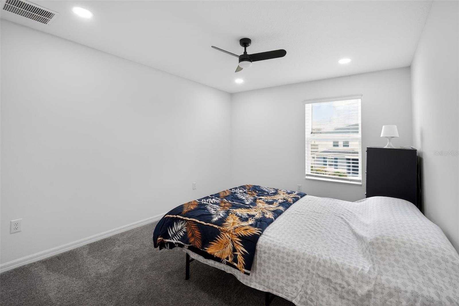 WILLIAMS POINTE - Residential