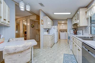 COLONY HILLS COMMUNITY - Residential