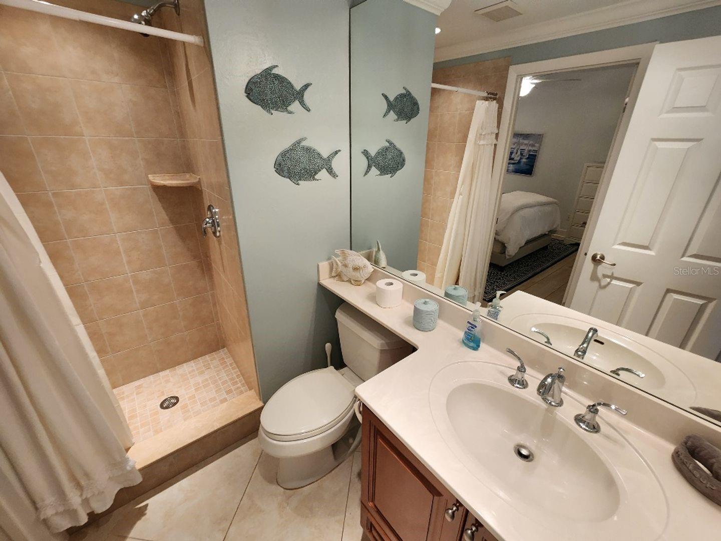 MARKER 33 PH 01 CONDO - Residential Lease