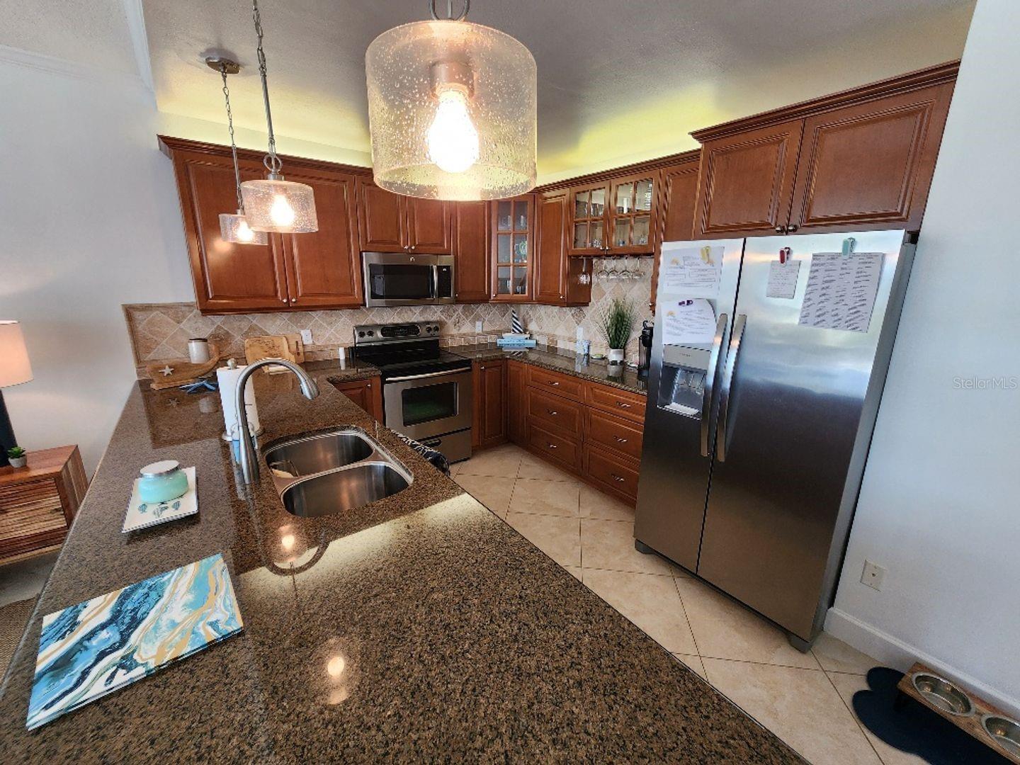 MARKER 33 PH 01 CONDO - Residential Lease