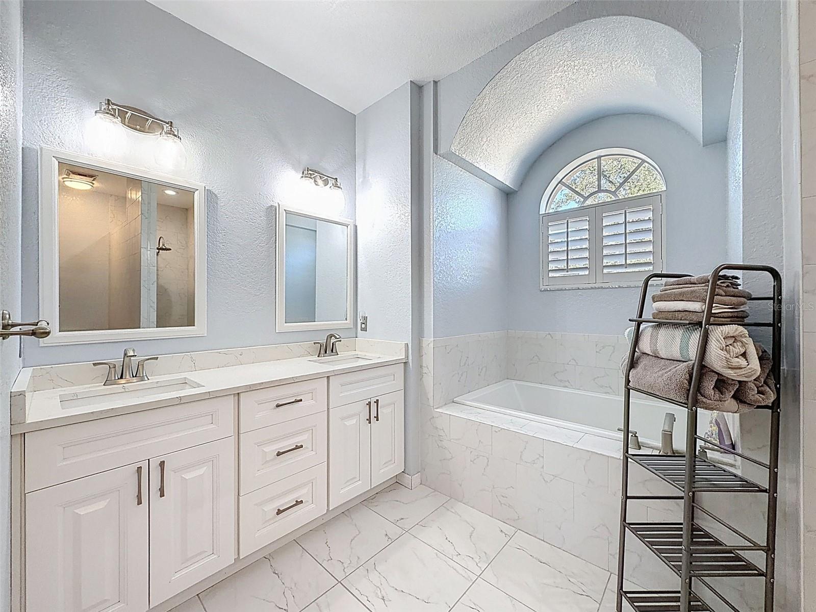 RIVER COUNTRY ESTATES - Residential