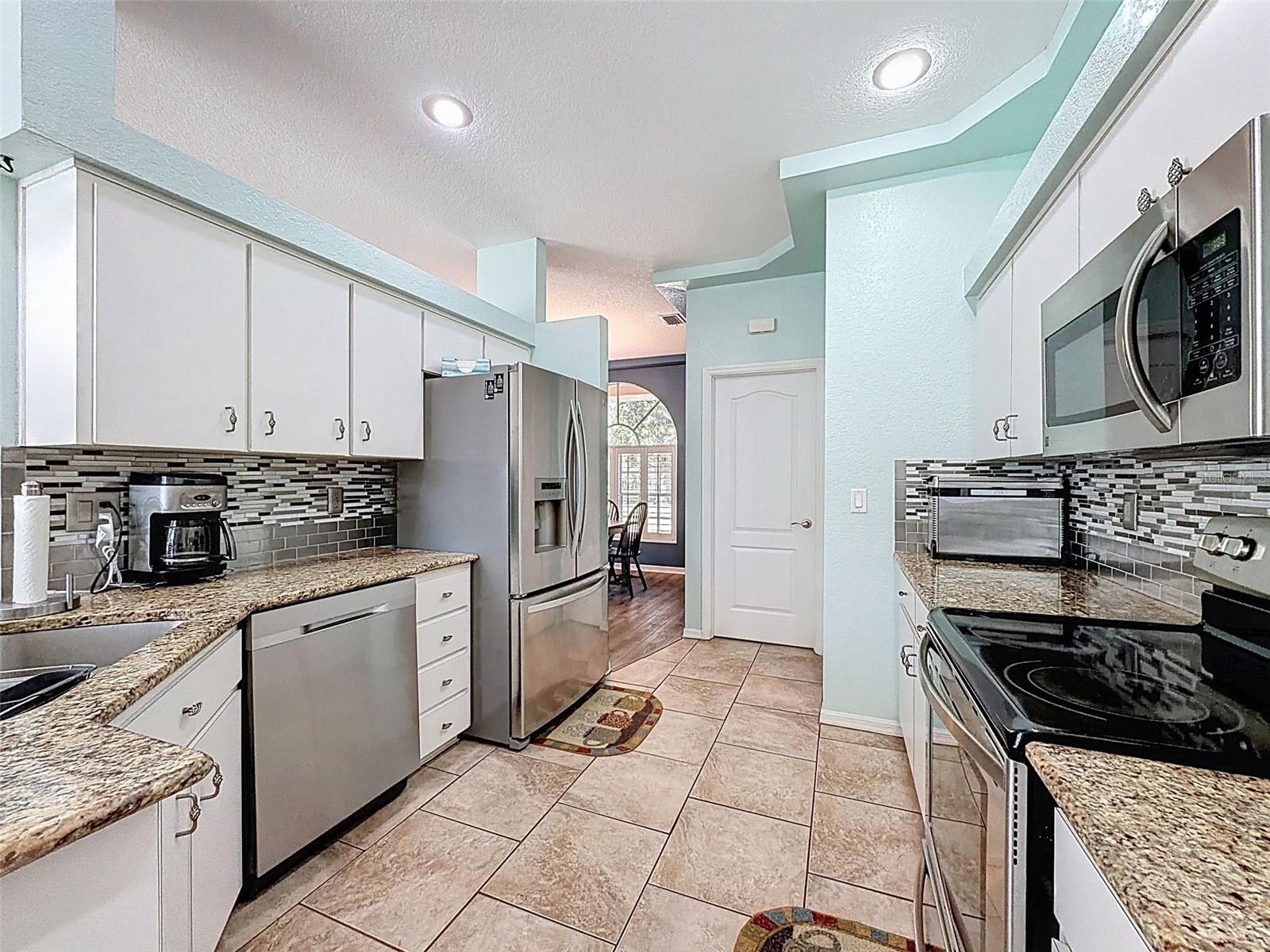 RIVER COUNTRY ESTATES - Residential