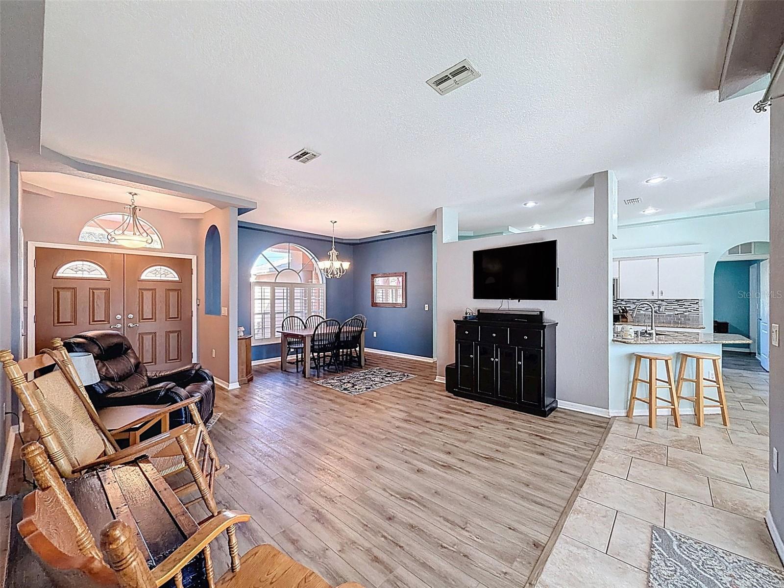 RIVER COUNTRY ESTATES - Residential