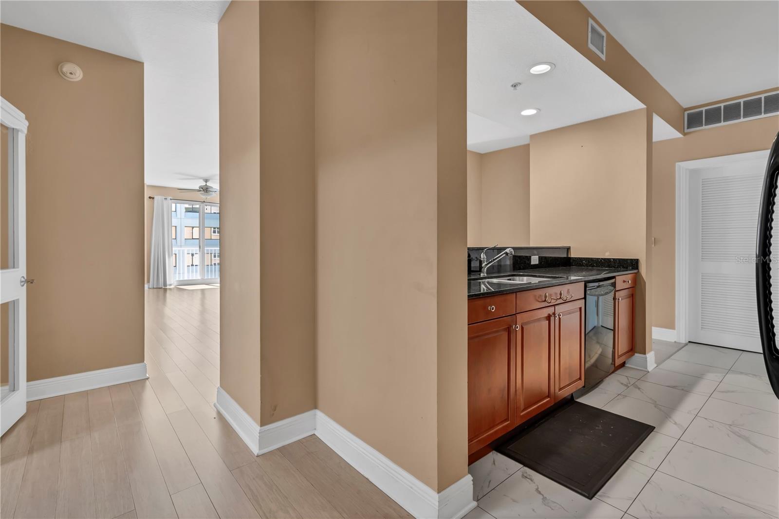 STATION SQUARE CONDO - Residential Lease
