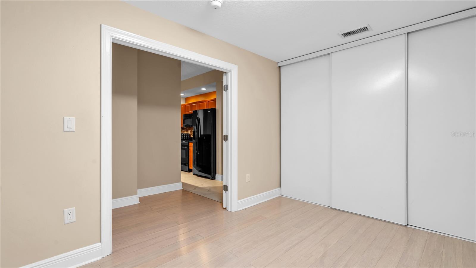 STATION SQUARE CONDO - Residential Lease