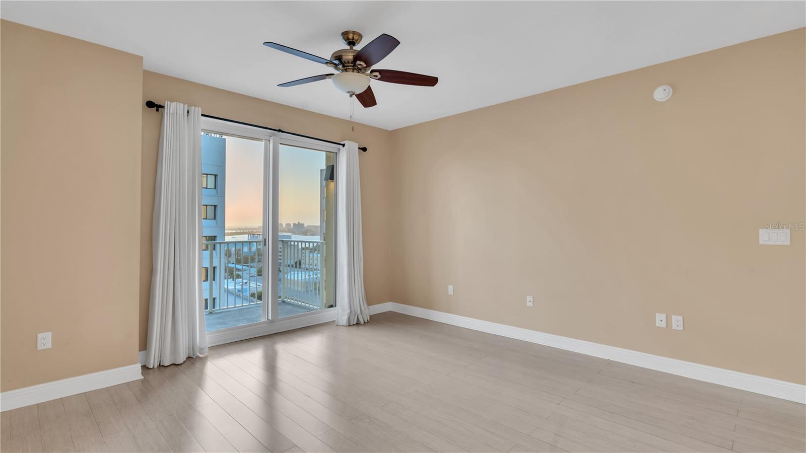 STATION SQUARE CONDO - Residential Lease