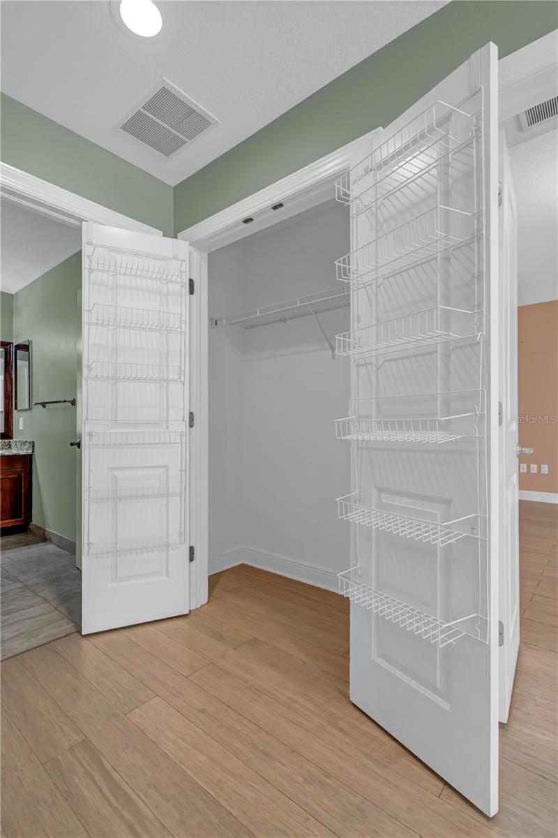 STATION SQUARE CONDO - Residential Lease