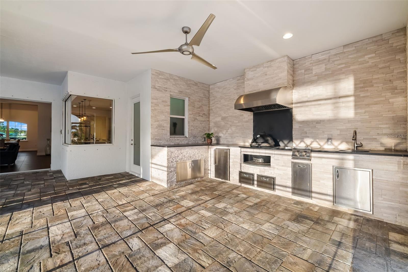 4712 MARGUTTA COURT