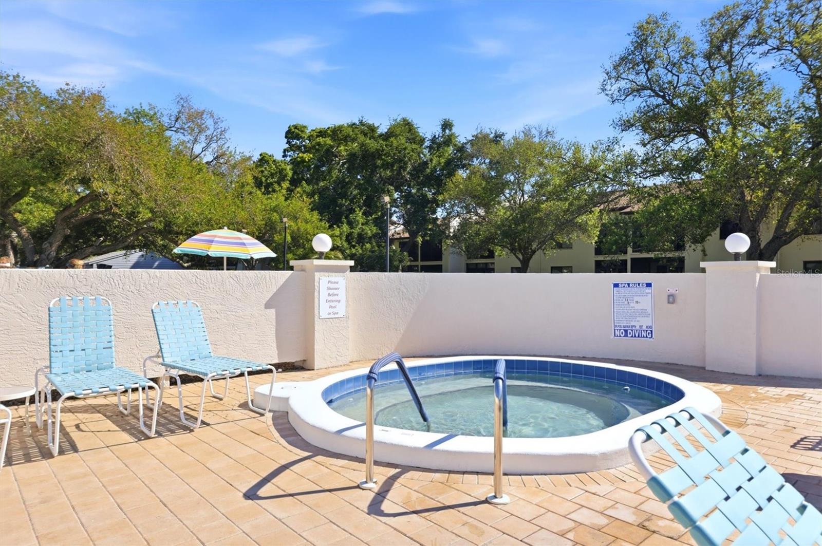 COUNTRY VILLAGE SEC 14 CONDO - Residential