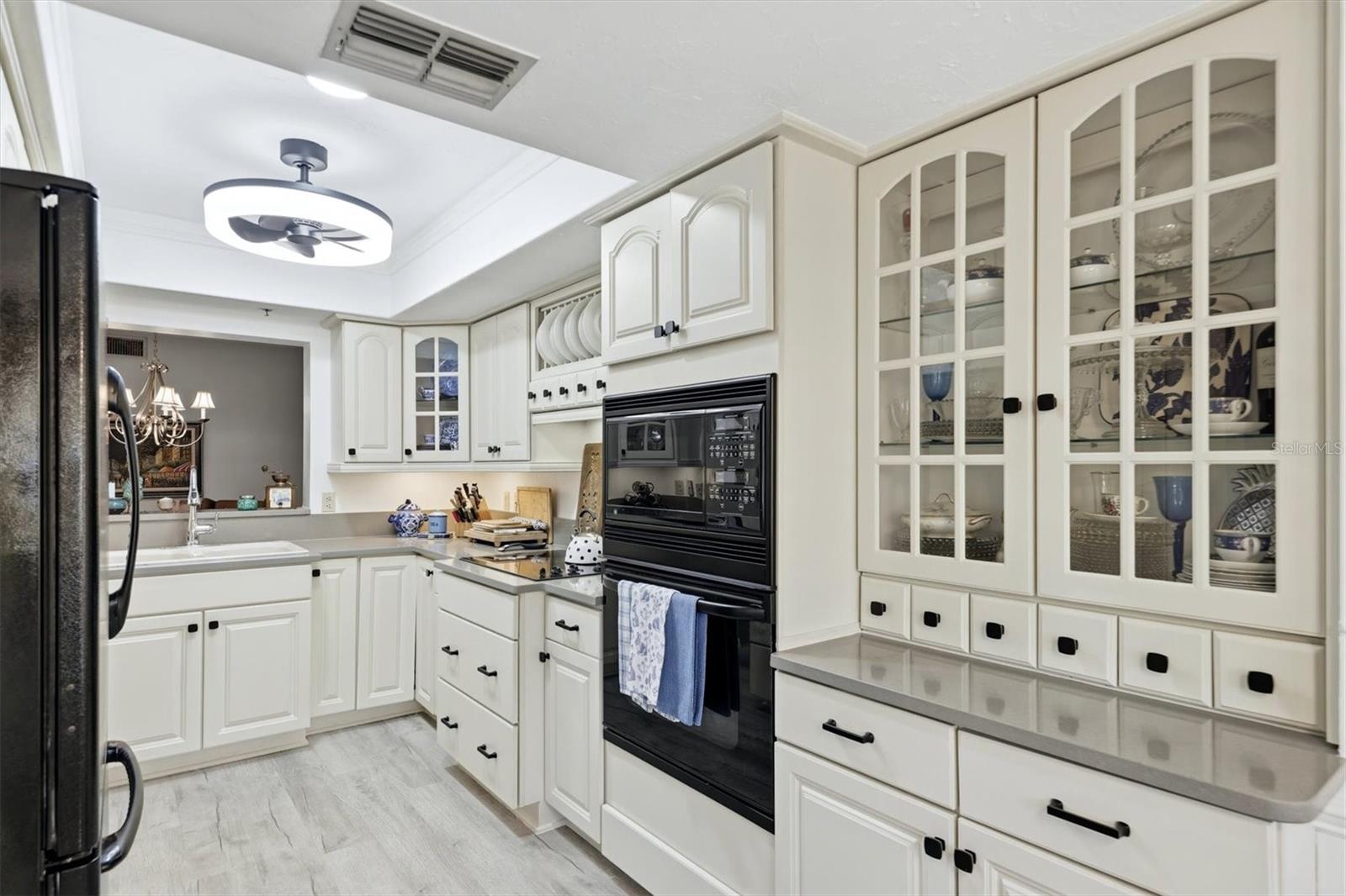 COUNTRY VILLAGE SEC 14 CONDO - Residential