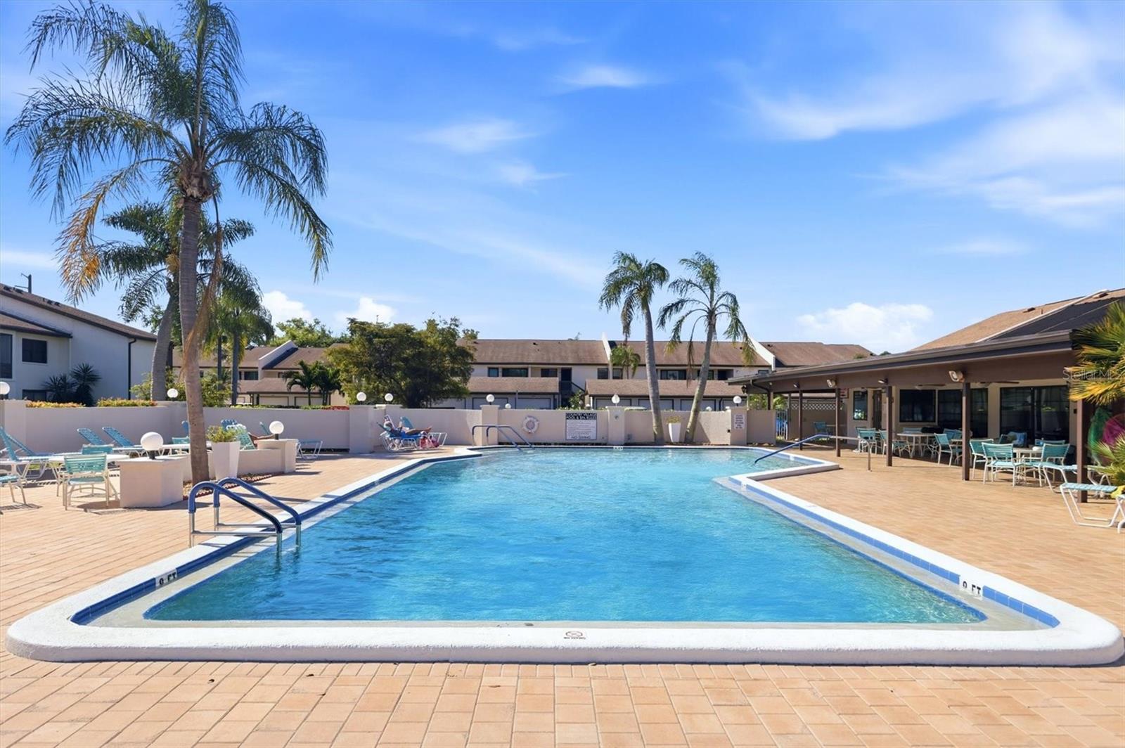 COUNTRY VILLAGE SEC 14 CONDO - Residential