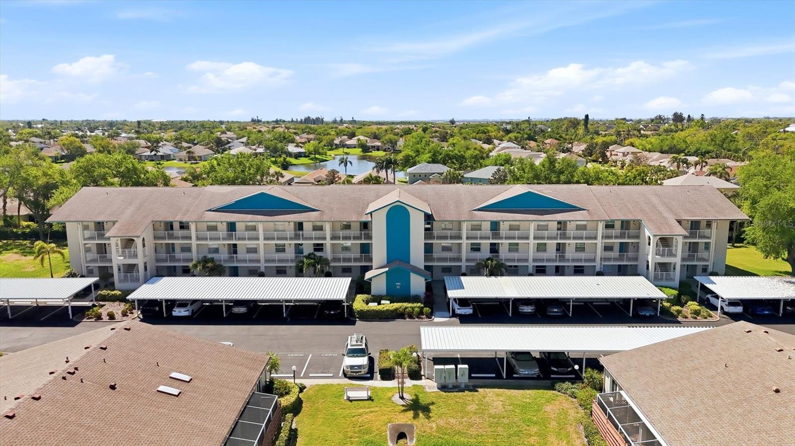 COUNTRY VILLAGE SEC 14 CONDO - Residential