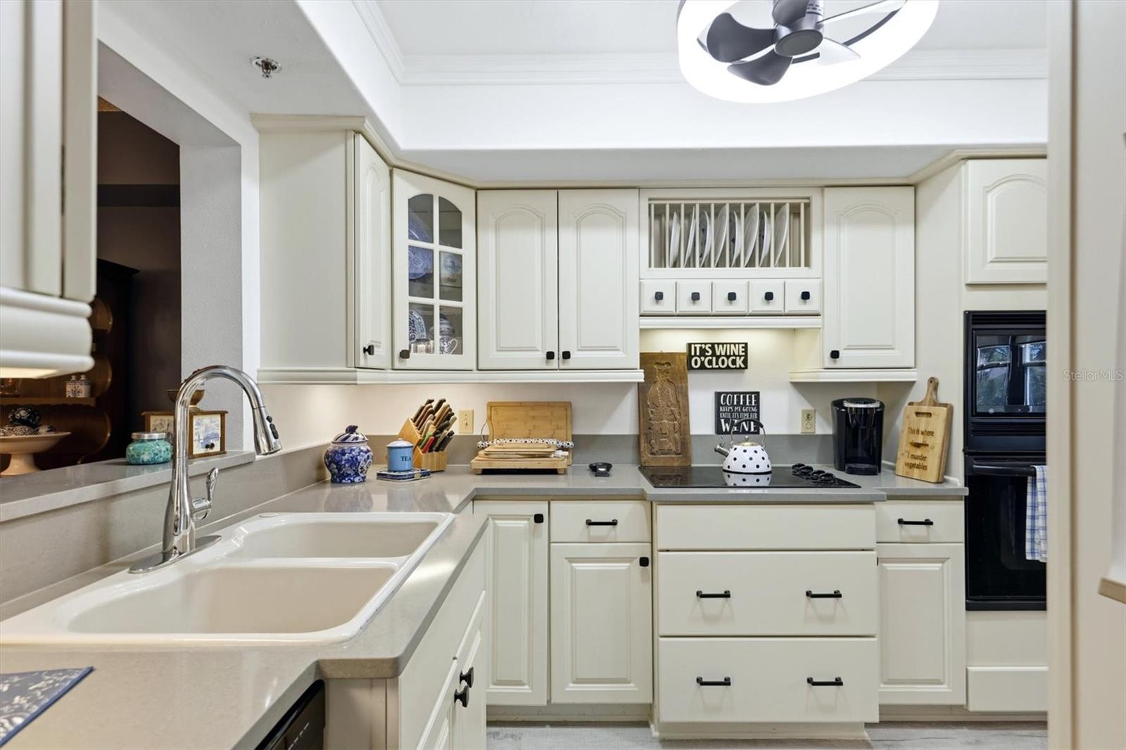 COUNTRY VILLAGE SEC 14 CONDO - Residential