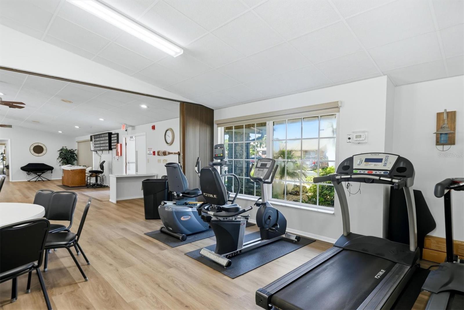 COUNTRY VILLAGE SEC 14 CONDO - Residential