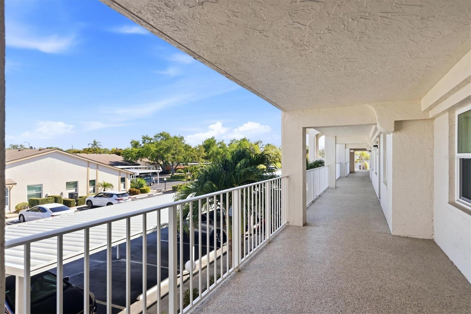 COUNTRY VILLAGE SEC 14 CONDO - Residential