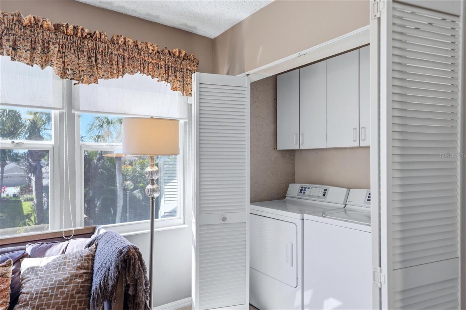 COUNTRY VILLAGE SEC 14 CONDO - Residential