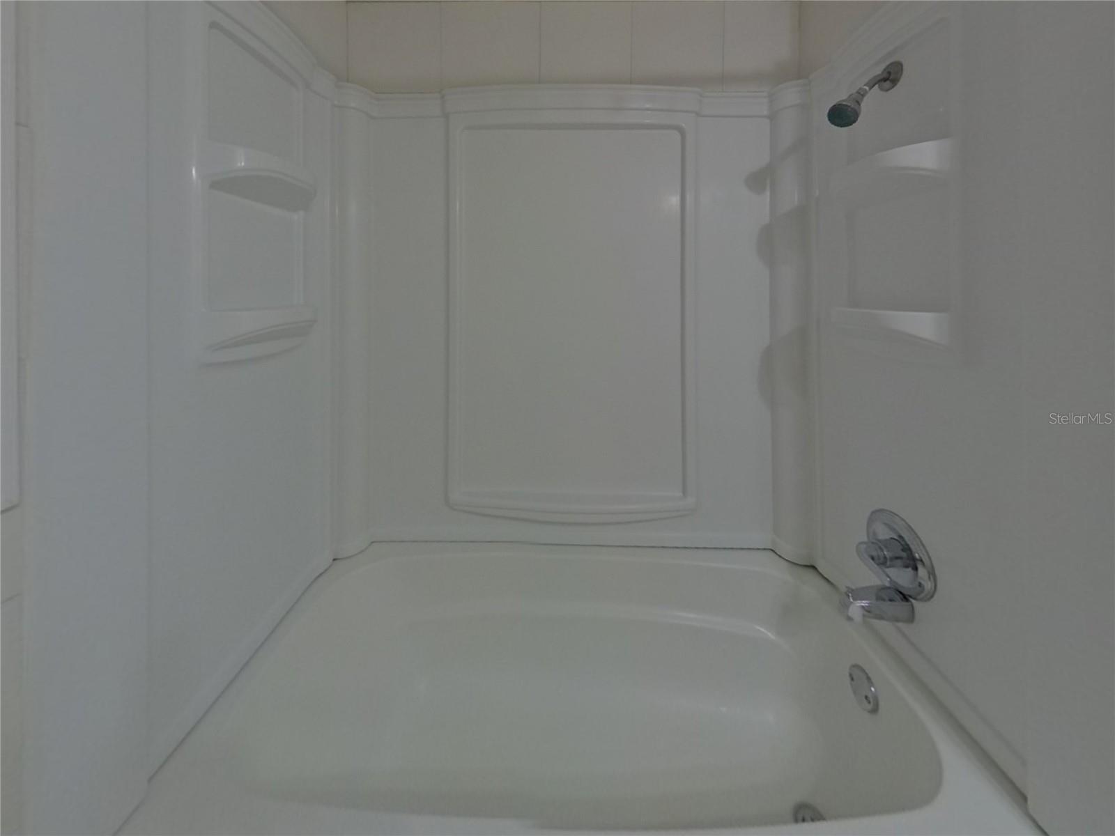 EAST DRUID ESTATES ADD - Residential Lease