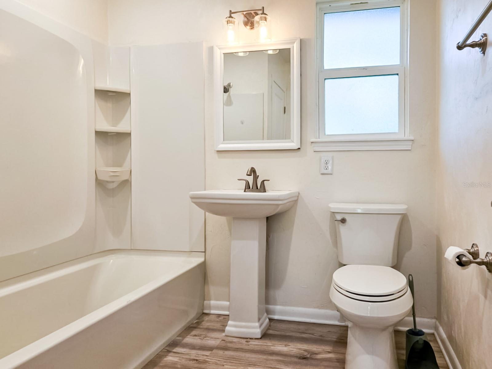 BELVEDERE HEIGHTS - Residential Lease