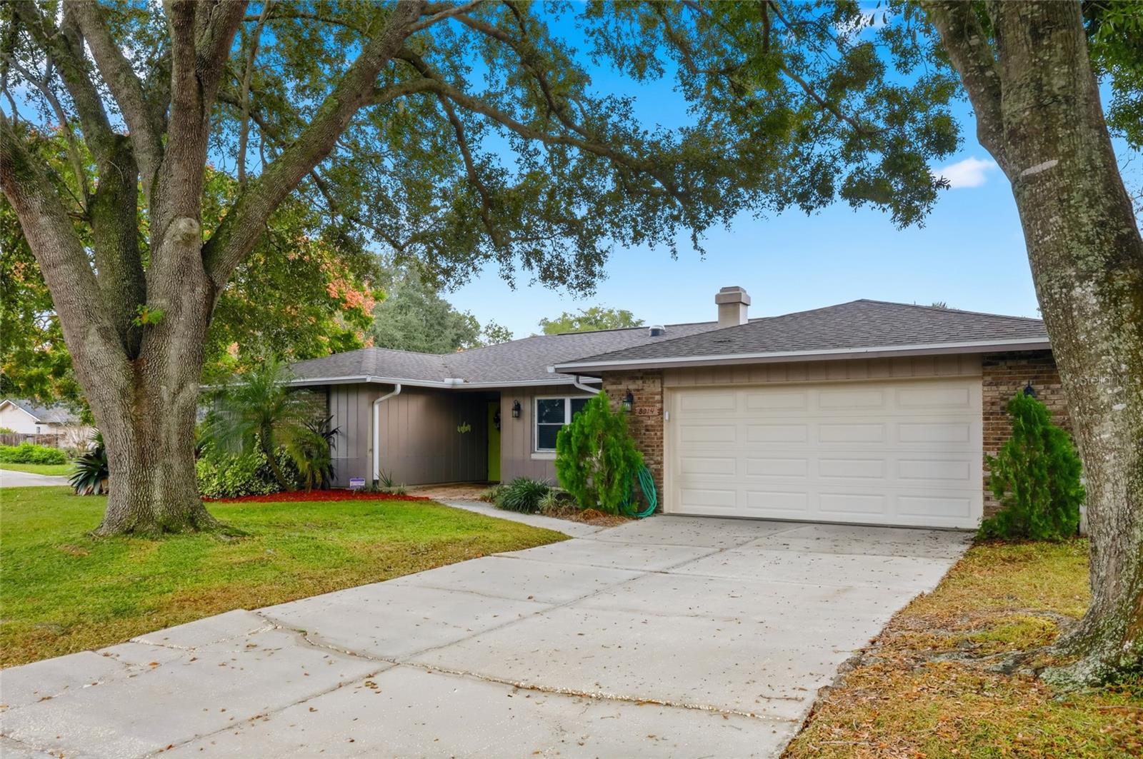 8014 LAUREL TREE DRIVE