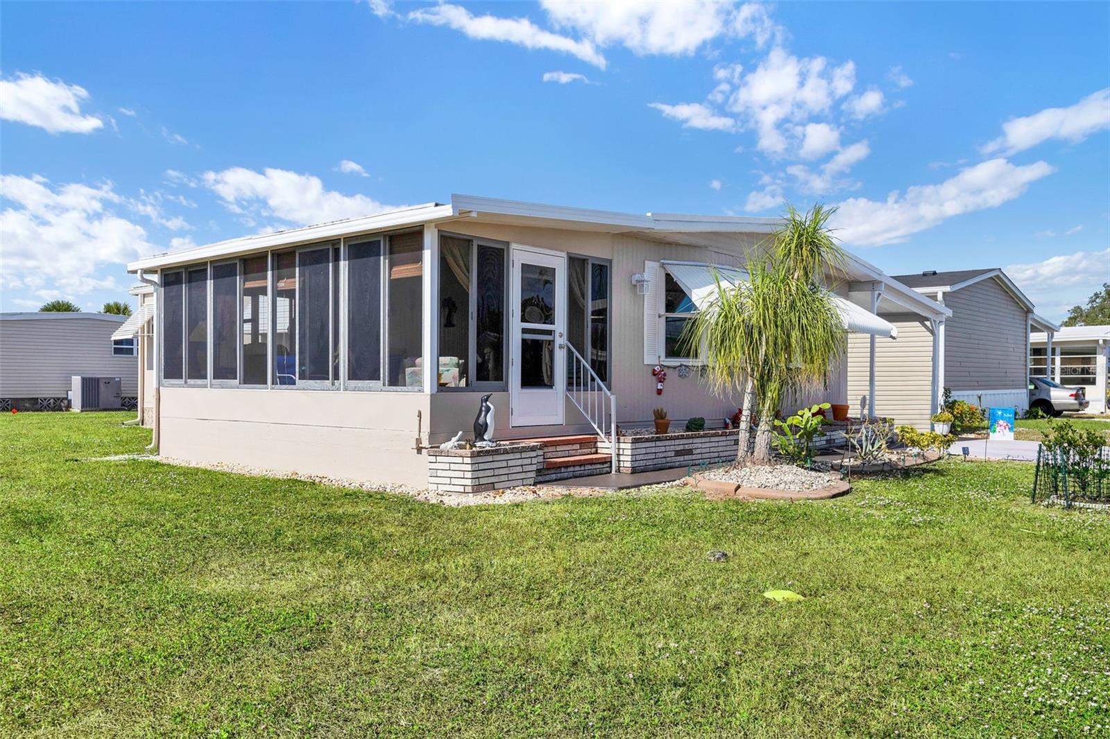 LA CASA MHP CO-OP - Residential